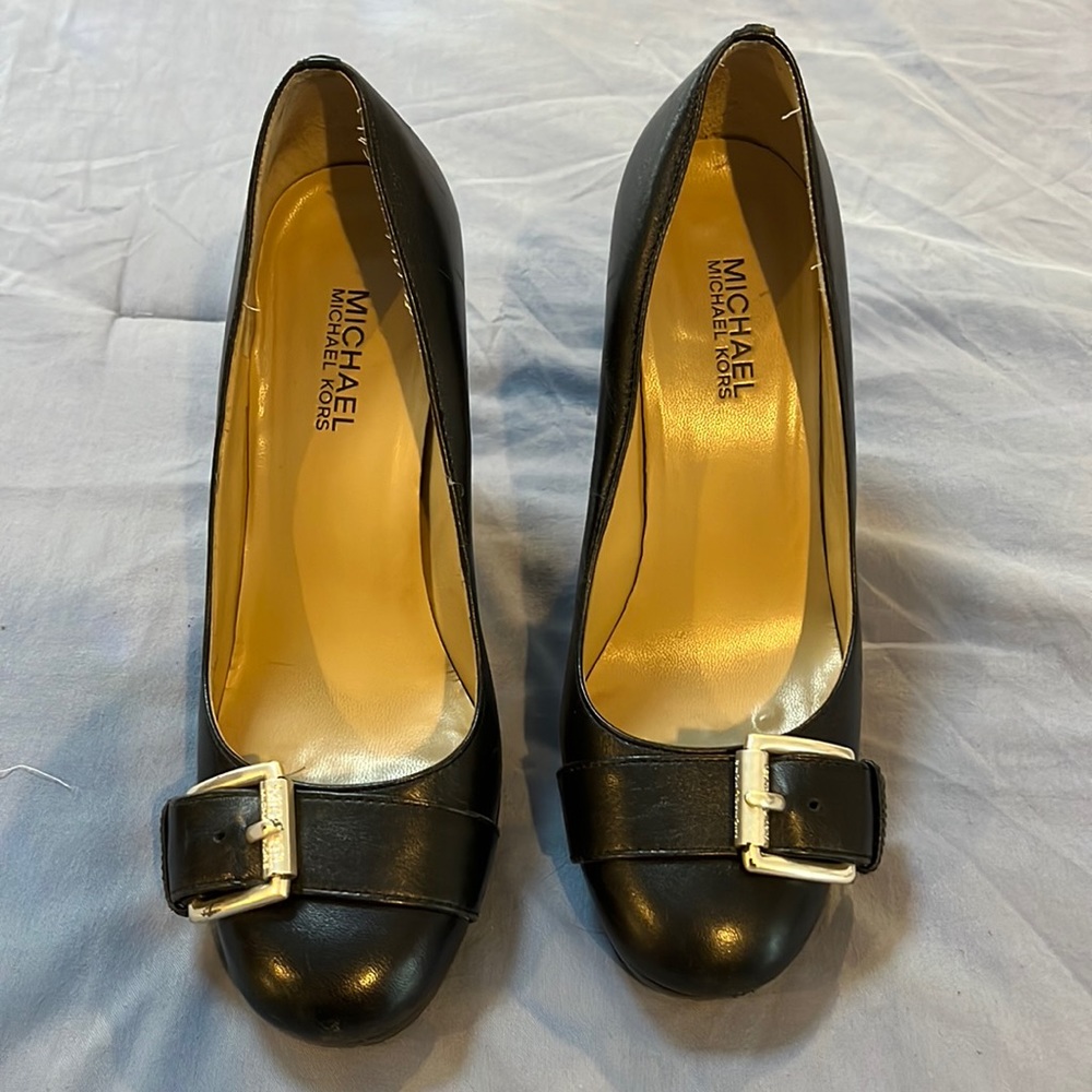 Sexy high chic black used platform heels.